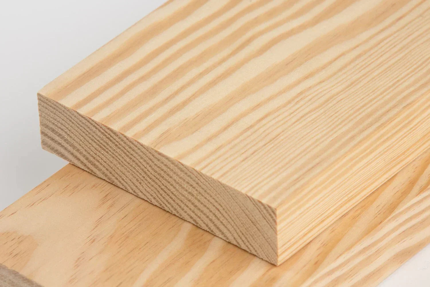 What is Rubberwood? Key Advantages, Limitations, and Comparisons