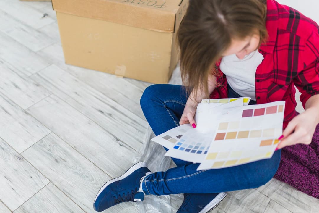 how to match wall color with wood floor