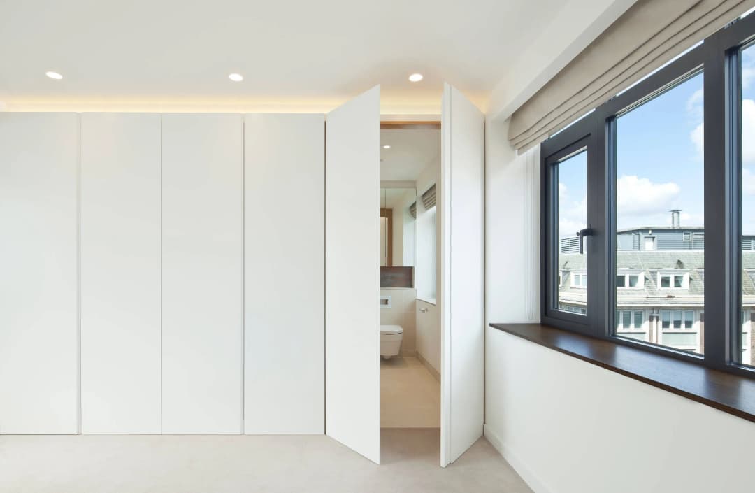 Hidden_Bathroom_Door-The Panel Hub