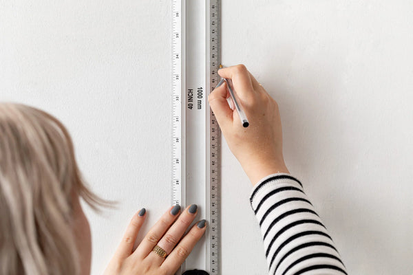 measuring-wall_2x_dcd6dbaf-f58d-46e7-bb93-511c76e121bb-The Panel Hub